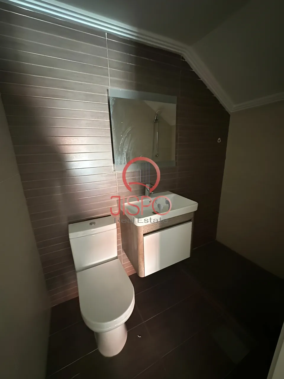 Apartment for Rent in Edde