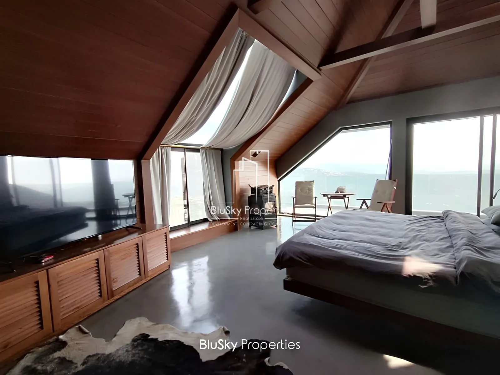 Villa for Sale in Dhour Choueir