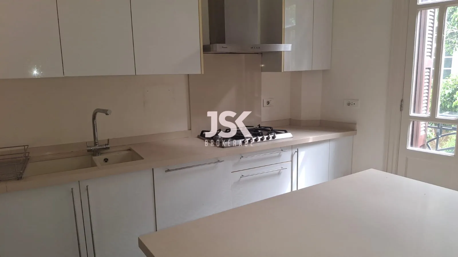 Apartment for Rent in Gemmayzeh