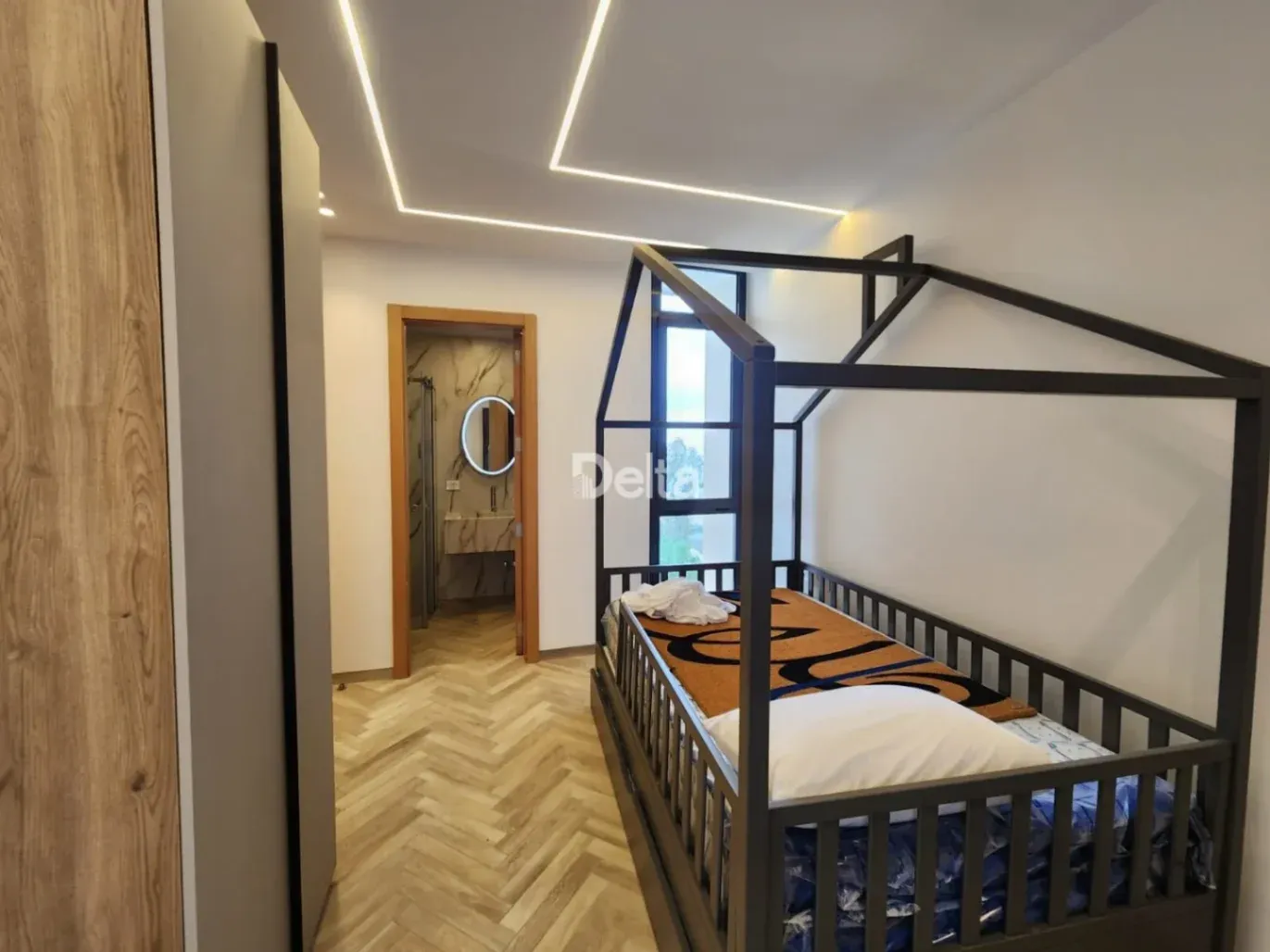 Villa for sale in Dibbiyeh, Lebanon