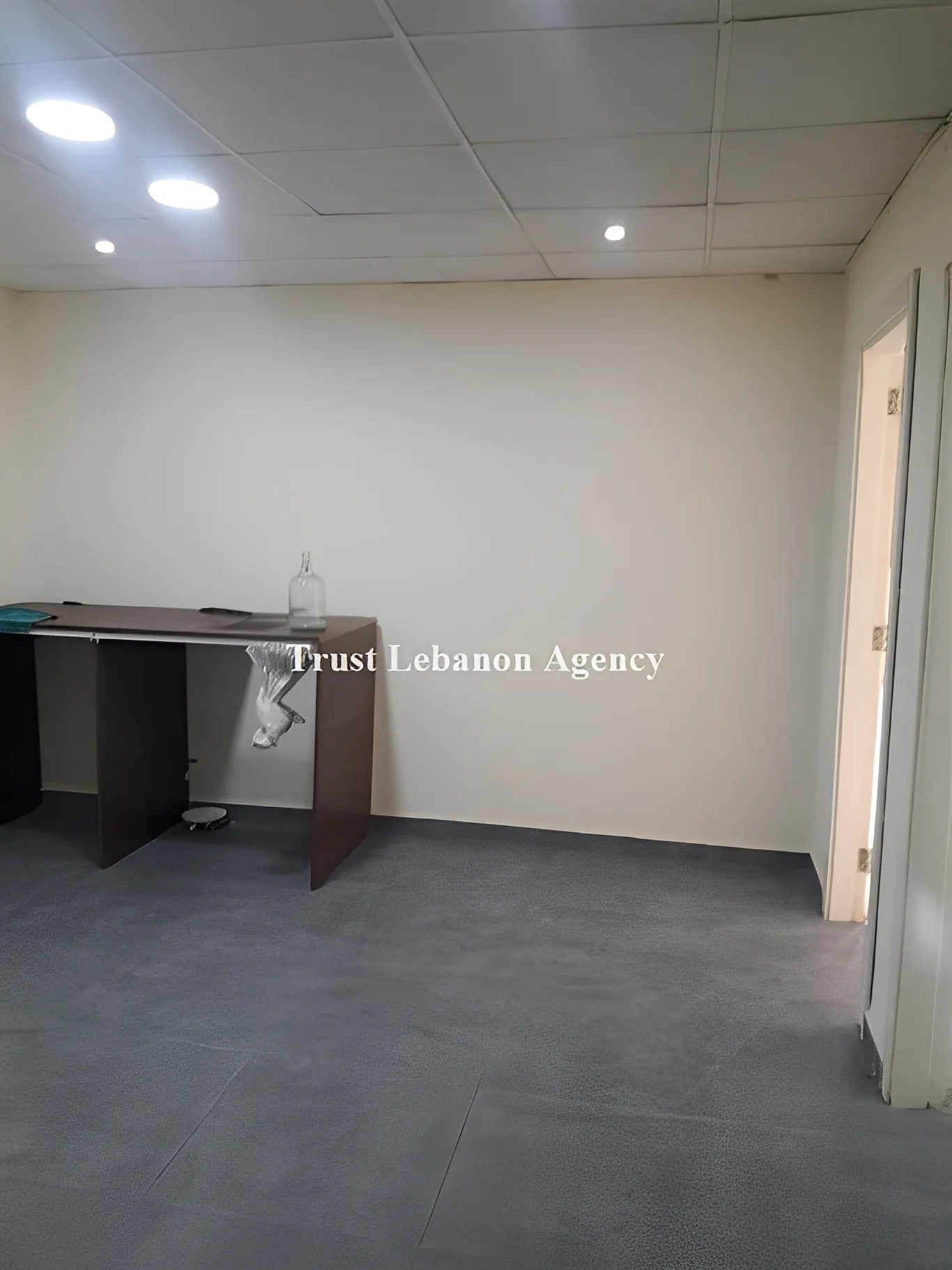 Office for rent in Metn, Mansourieh