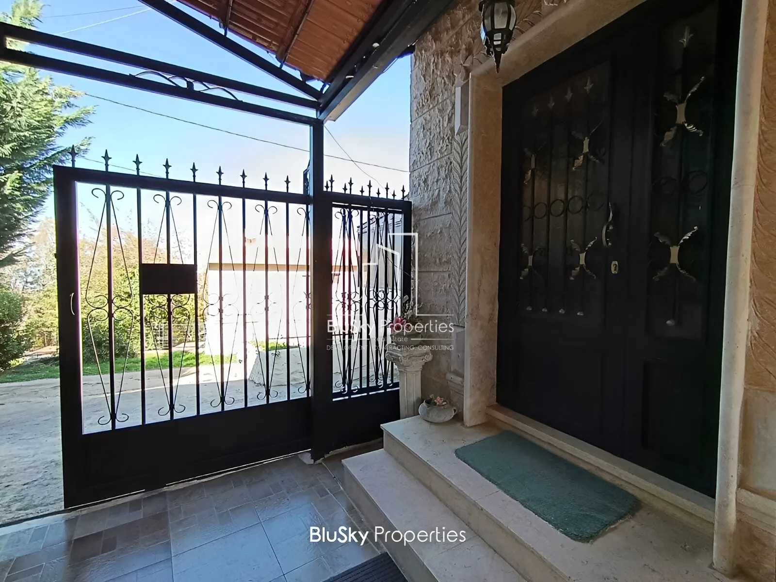 Apartment for Sale in Zaaitre - 3 bed, 2 bath