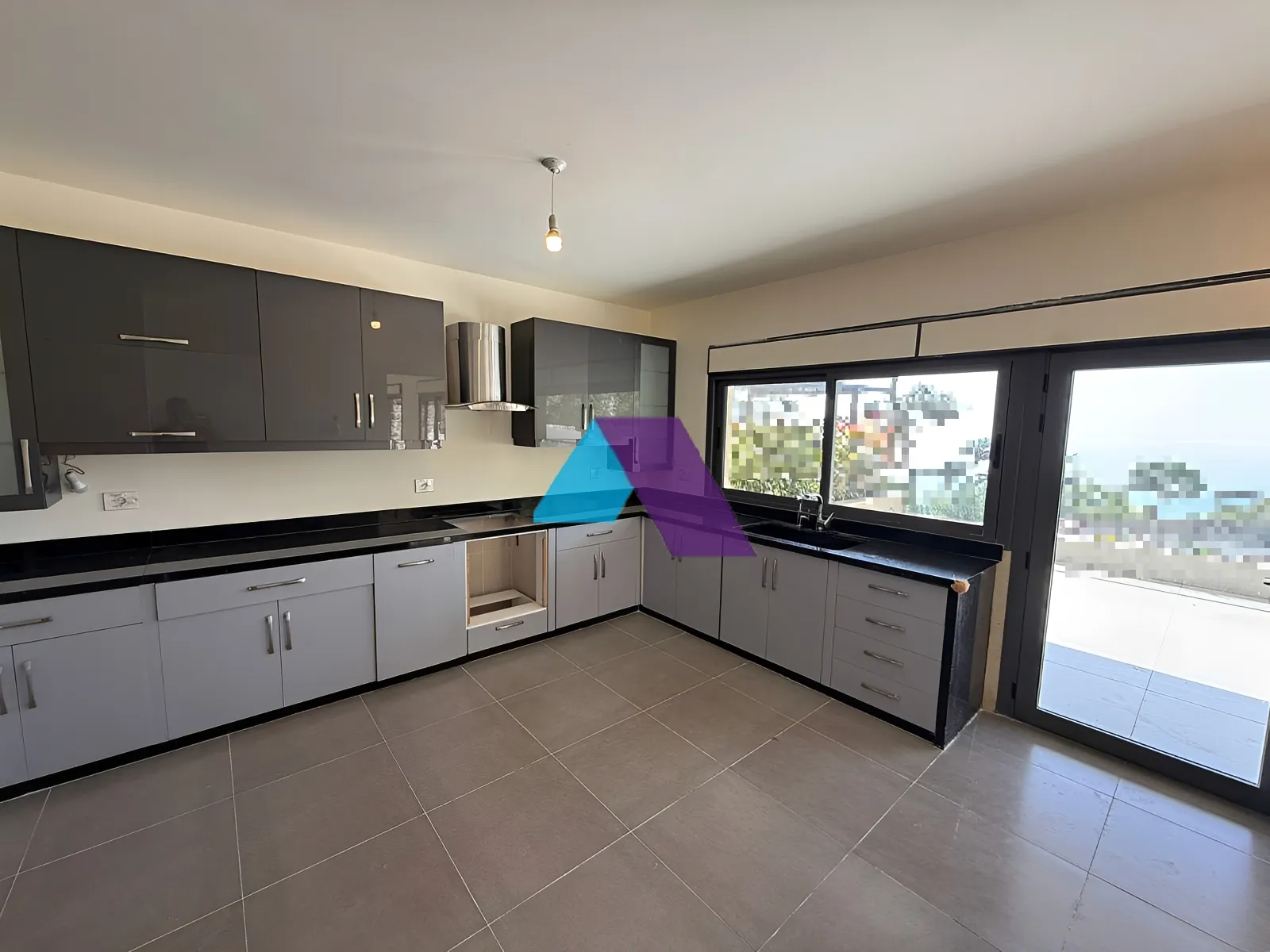 Apartment for Sale in Aachqout