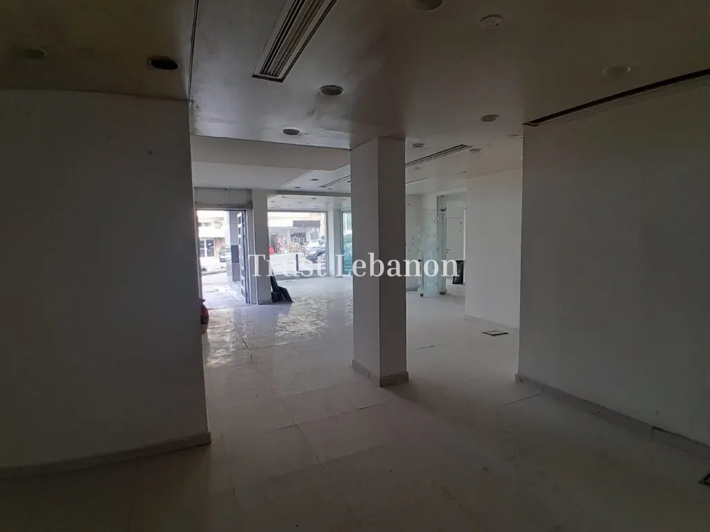 Showroom for rent in Zouk Mikael, Lebanon