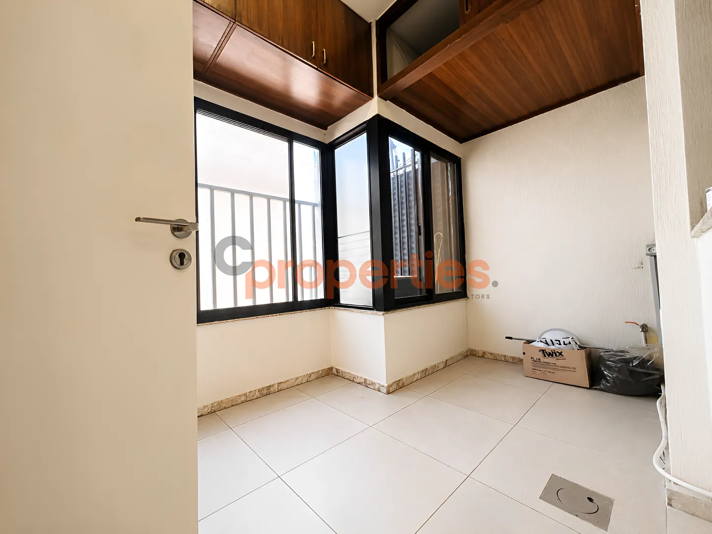 Apartment for sale in Hamra, Beirut, Lebanon