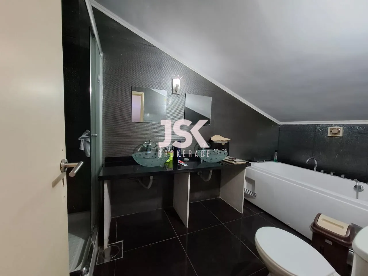 Duplex for Sale in Haret Sakher