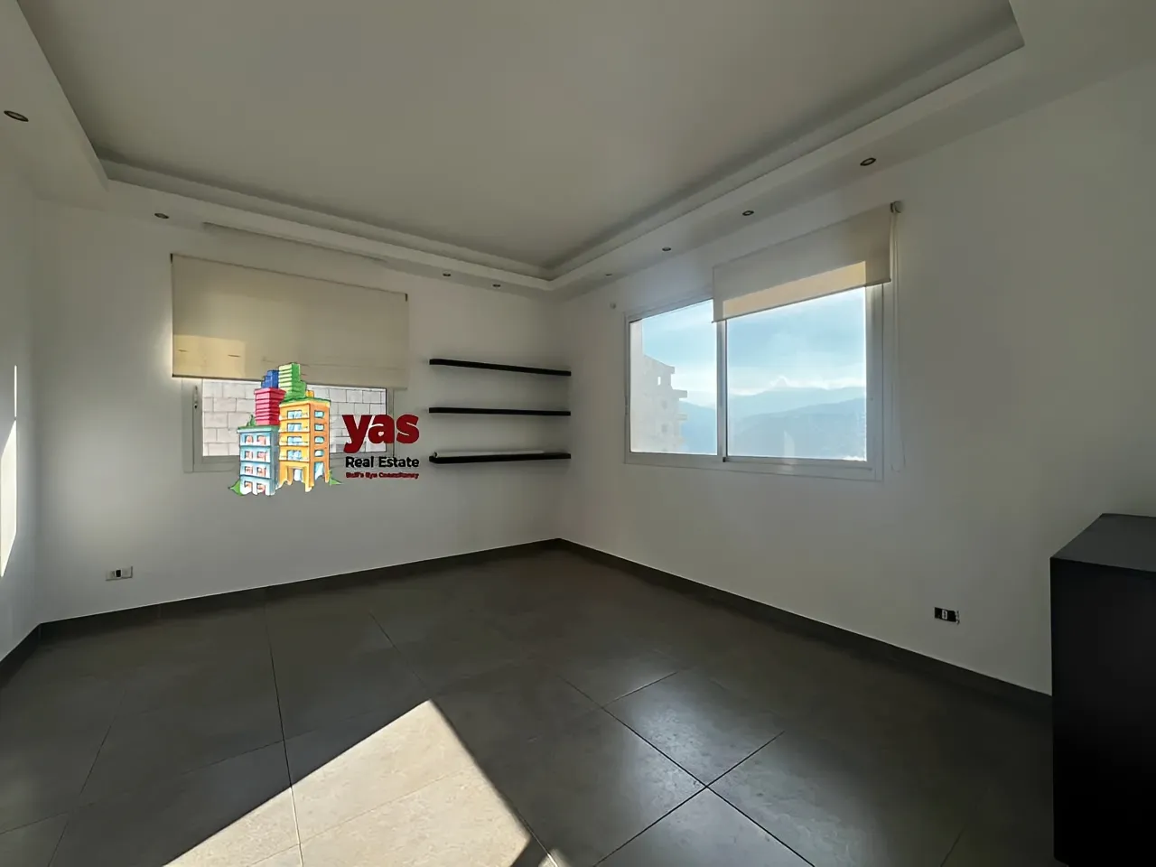 Apartment for Rent in Ballouneh