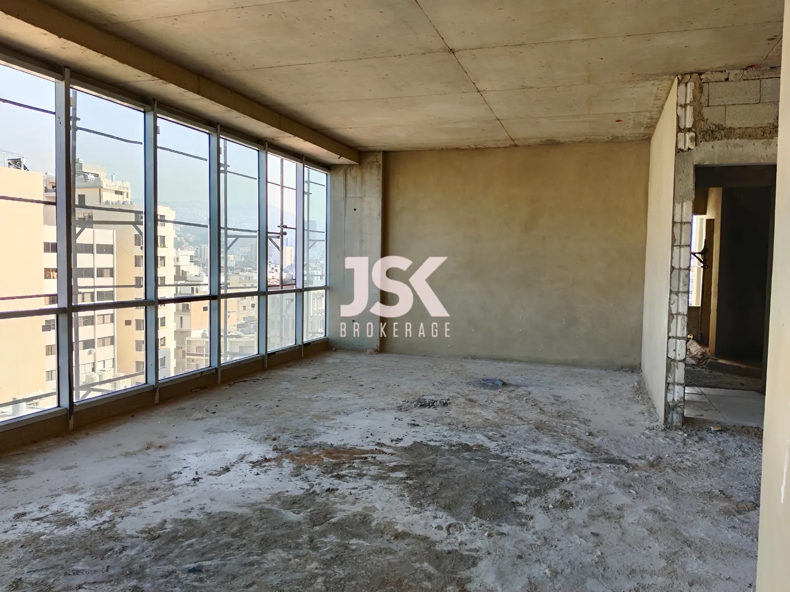 Office for Sale in Badaro