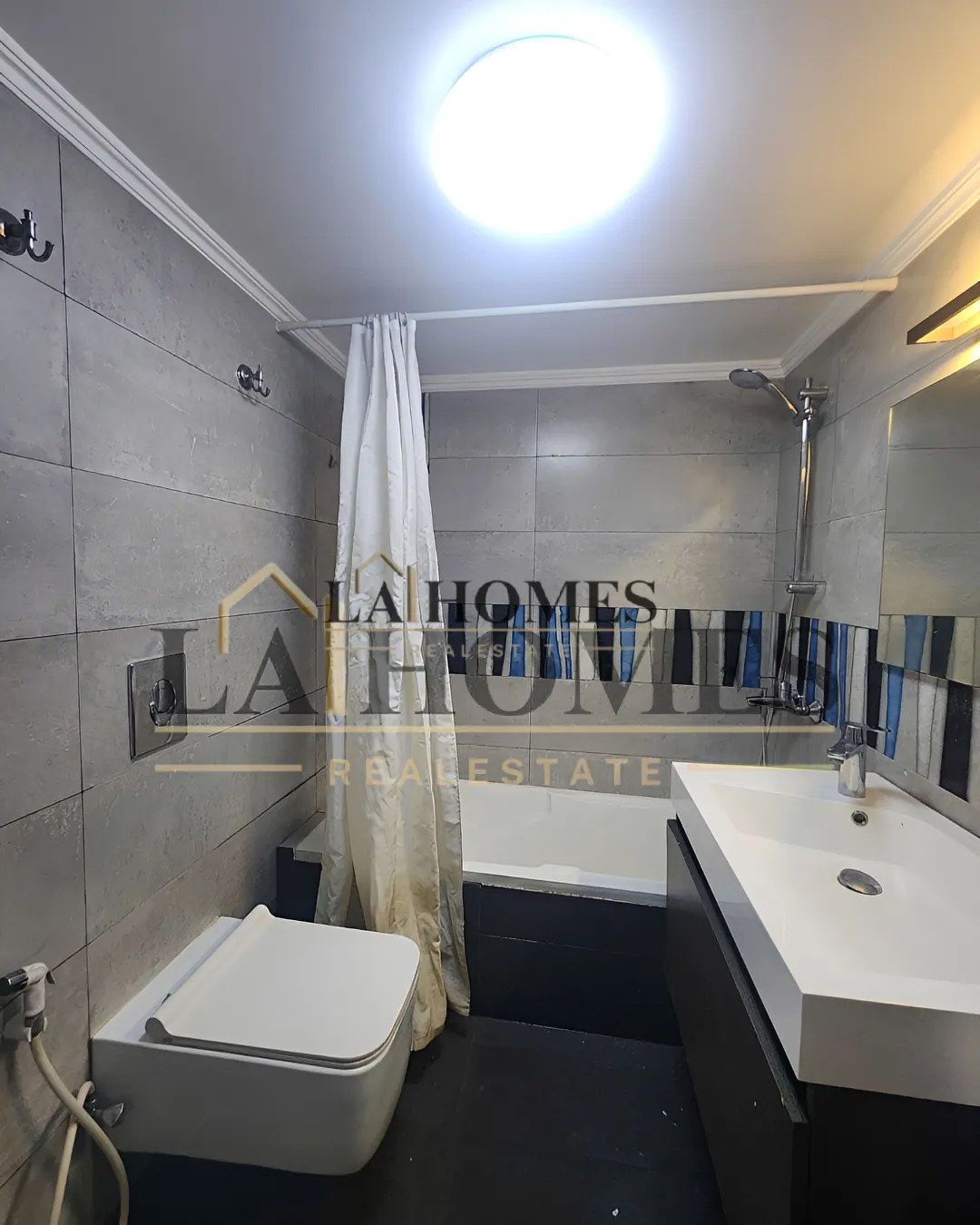 Apartment for rent in Raouche