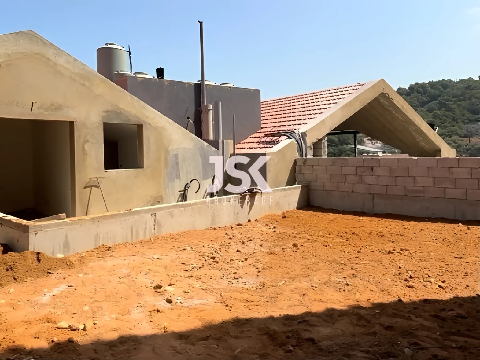 Apartment for Sale in Tilal Ain Saadeh