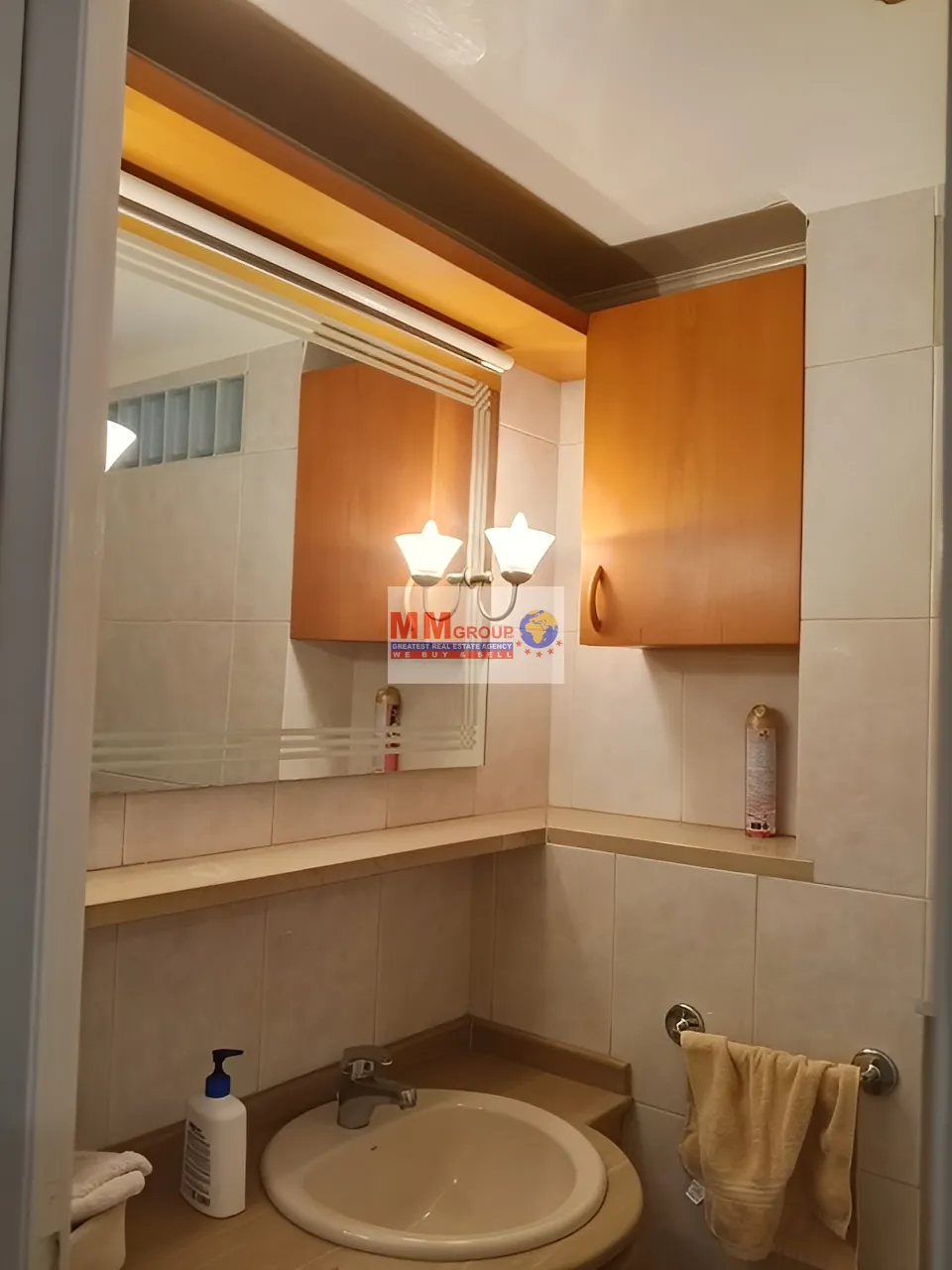 Apartment for Sale in Ain Saade
