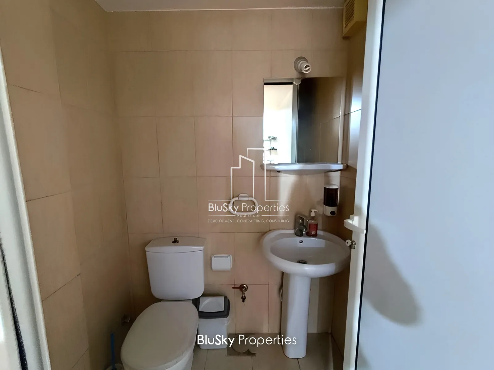 Shop for sale in Zouk Mkayel