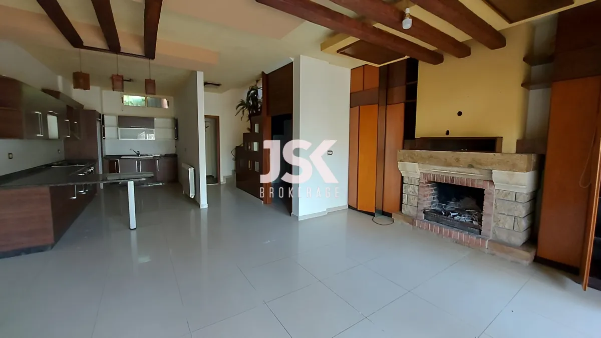 Triplex for Sale in Aamchit, Lebanon - 3 bed, 4 bath