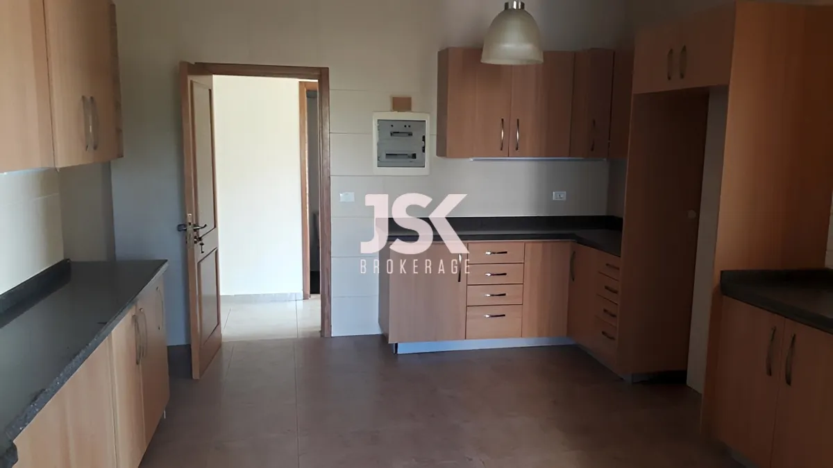 Apartment for Sale in Ain Aar, Lebanon