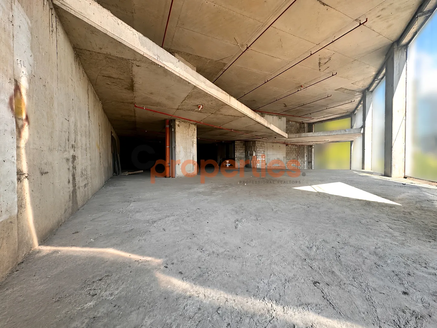 Showroom for Rent in Achrafieh