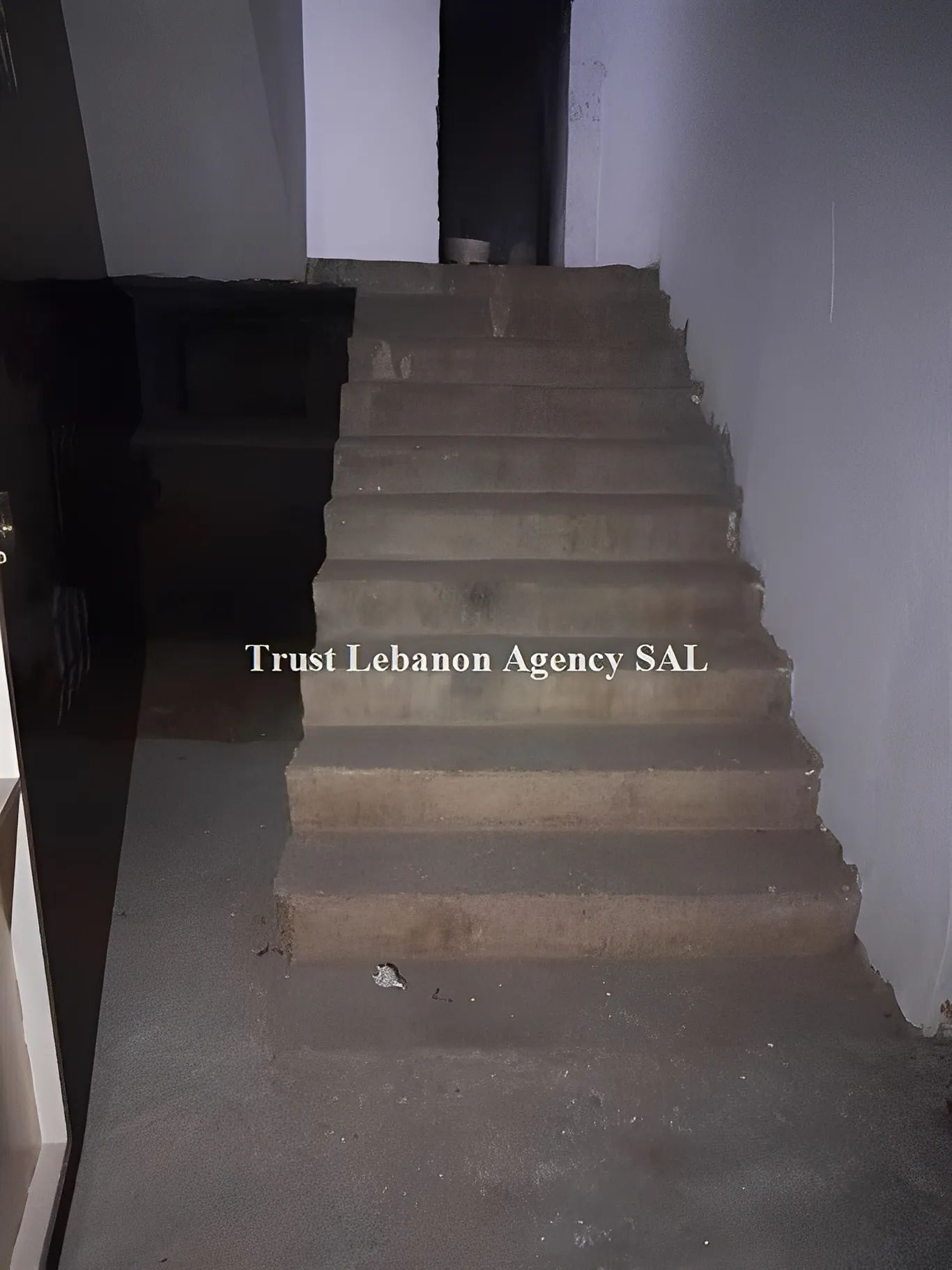 Commercial Property For Sale in Metn, Nahr El Mott