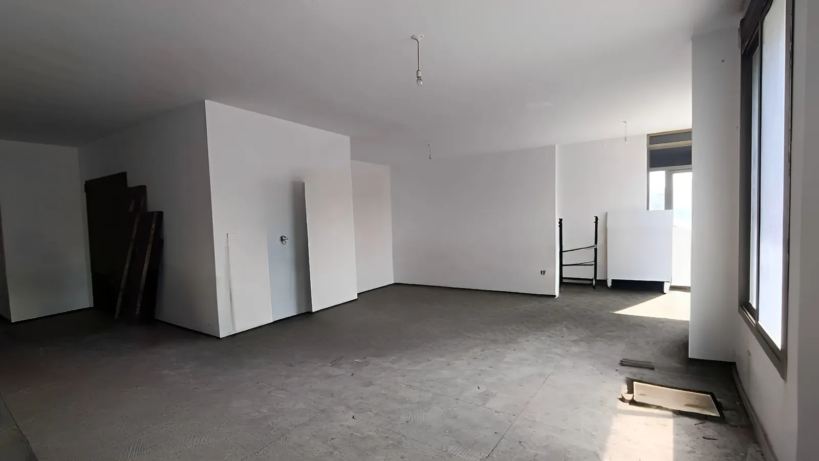 Apartment for Sale in Dekwaneh - 3 bed, 4 bath