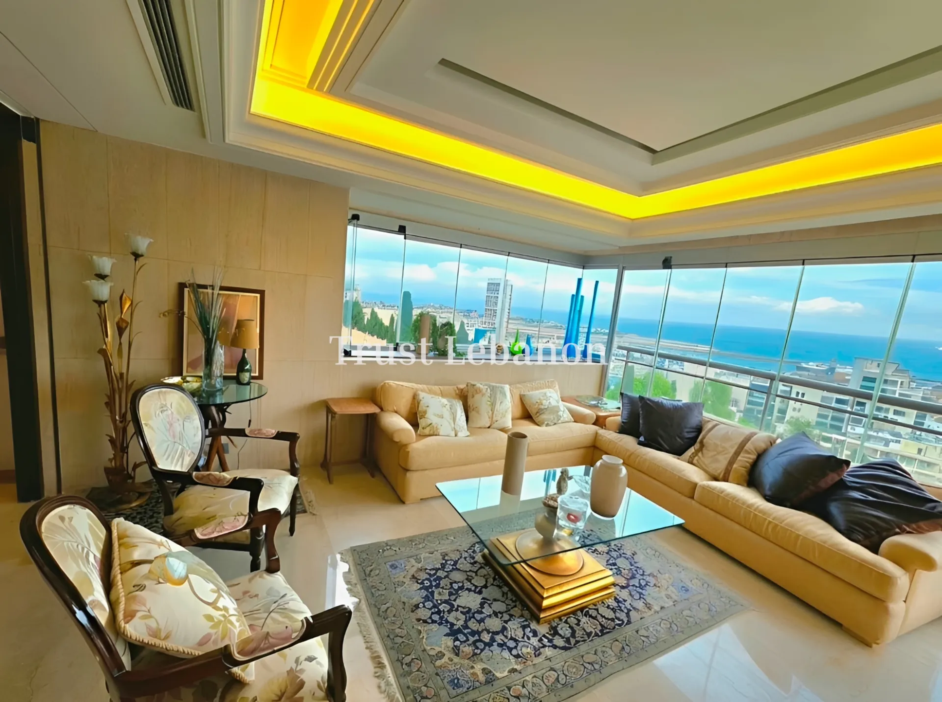 Apartment for rent in Sursock
