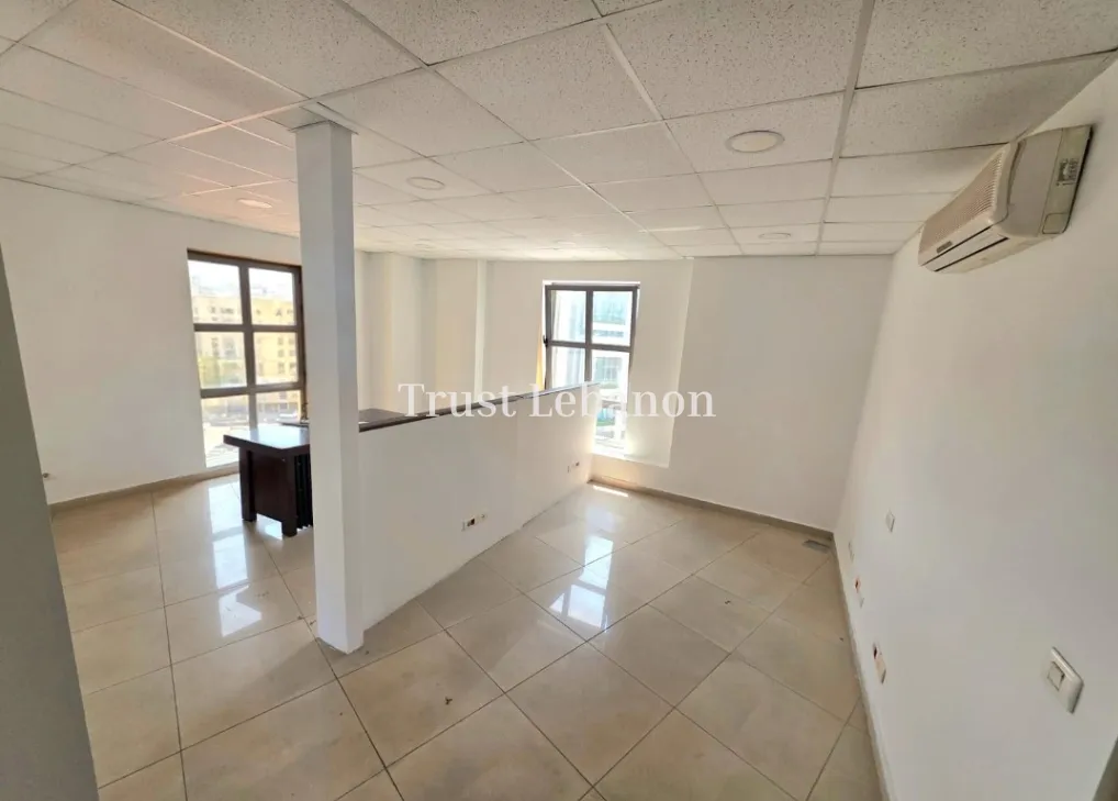 Office for rent in Dekwaneh, Lebanon