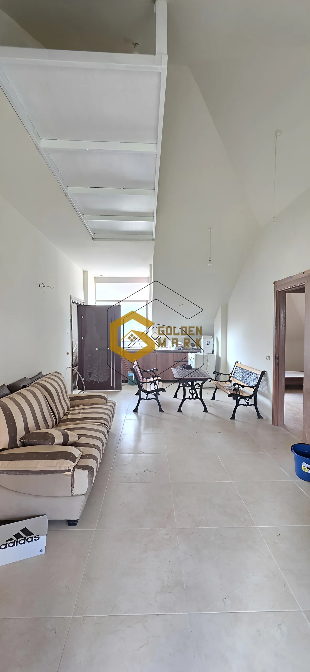 Apartment for Sale in Ain Aar