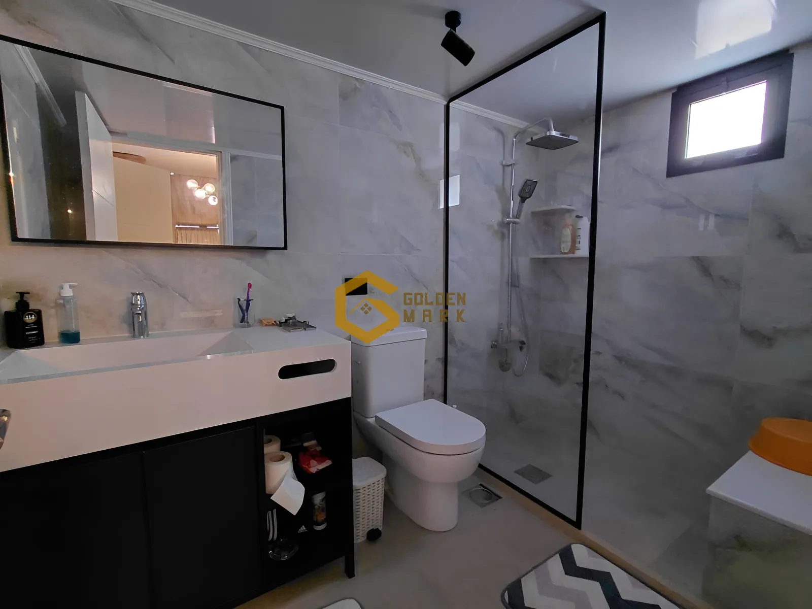 Apartment for Sale in Blat