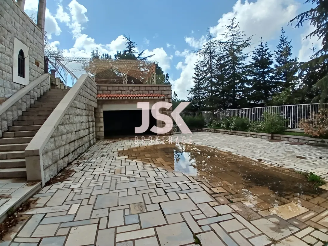 House for Sale in Khenchara, Lebanon