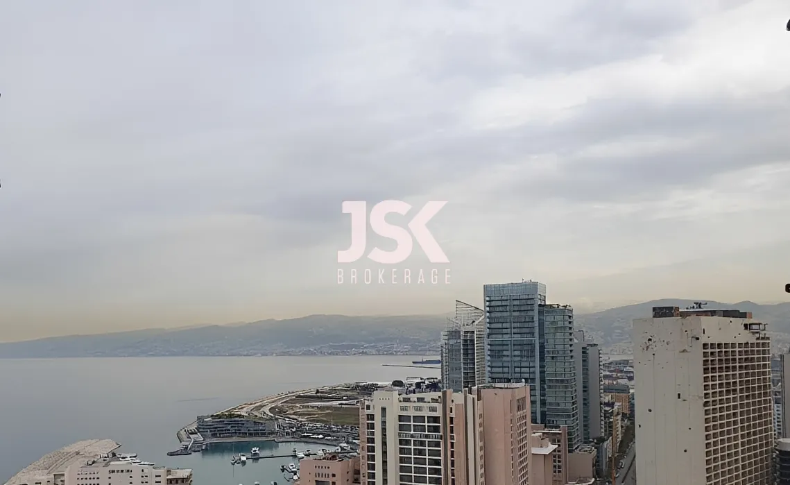 Apartment for Sale in Ain Al Mraiseh, Beirut, Lebanon - 4 bed, 4 bath