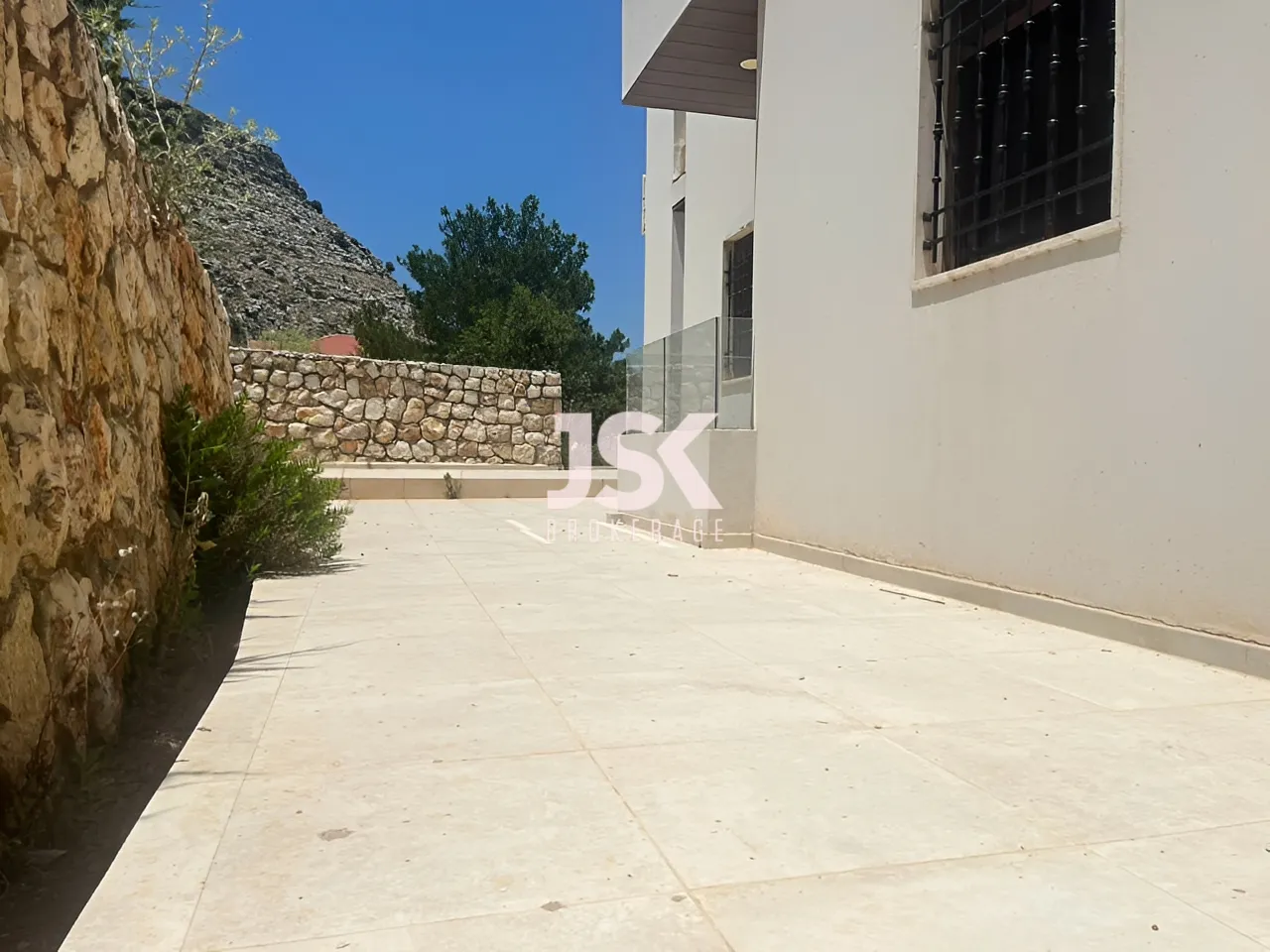 Apartment for Sale in Koura