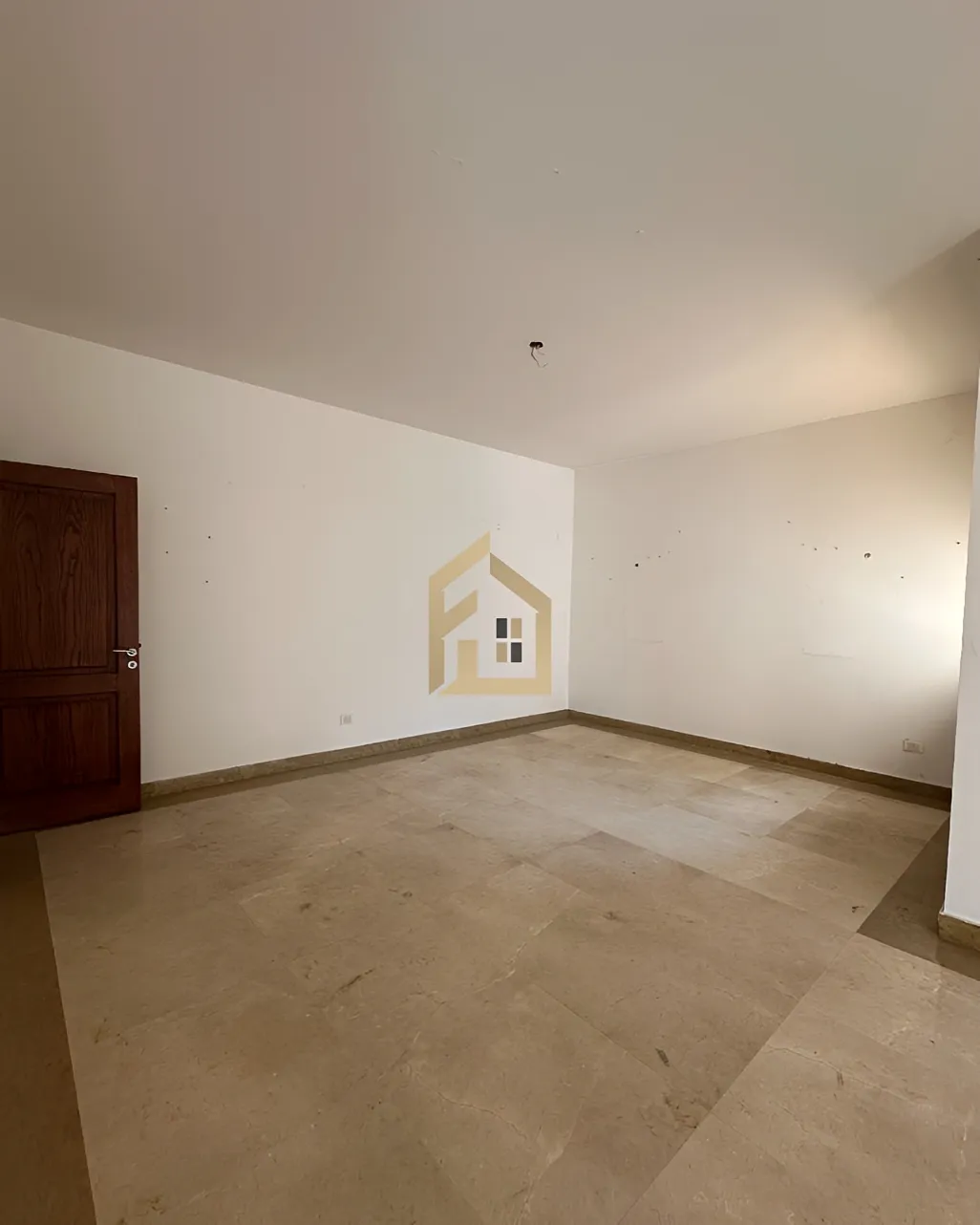 Apartment for sale in Manara