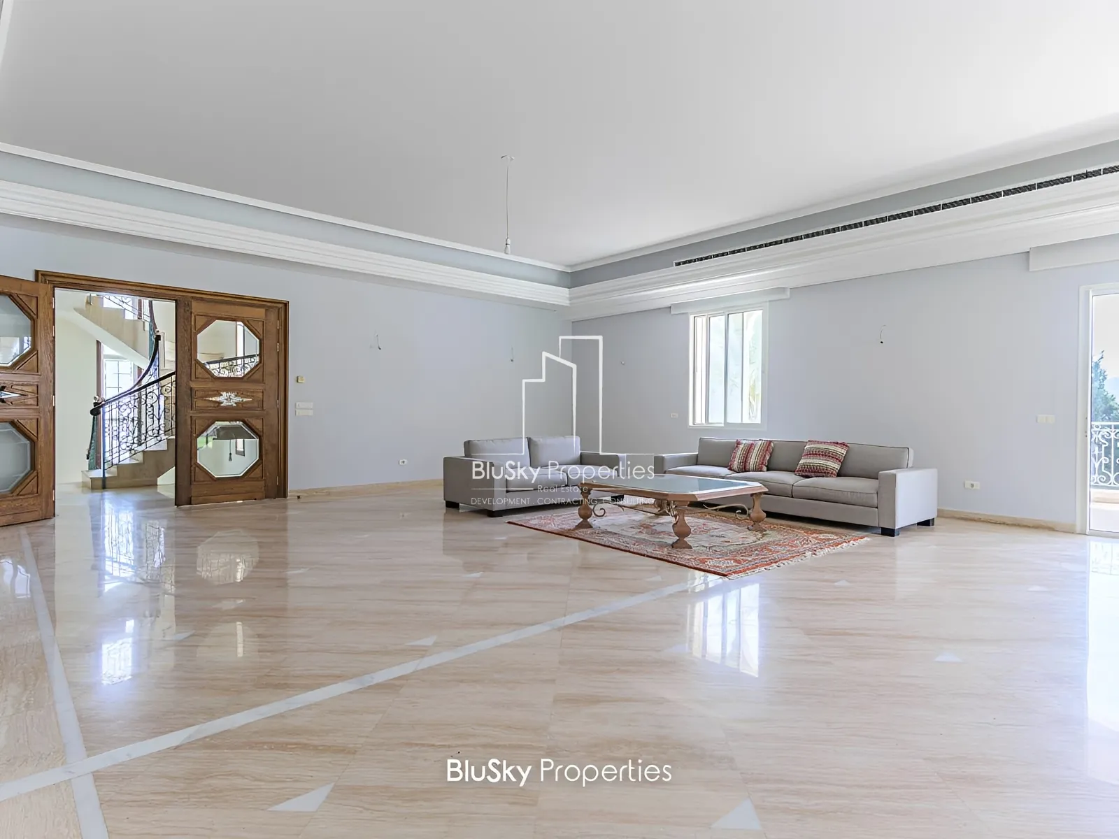 Villa for Sale in Fatka