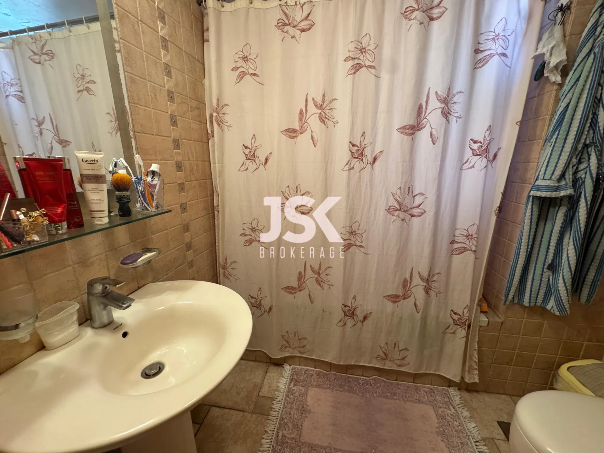 Apartment for Sale in Ras