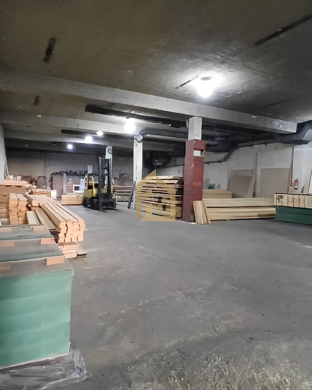 Warehouse for Sale in Haret Hreik, Lebanon