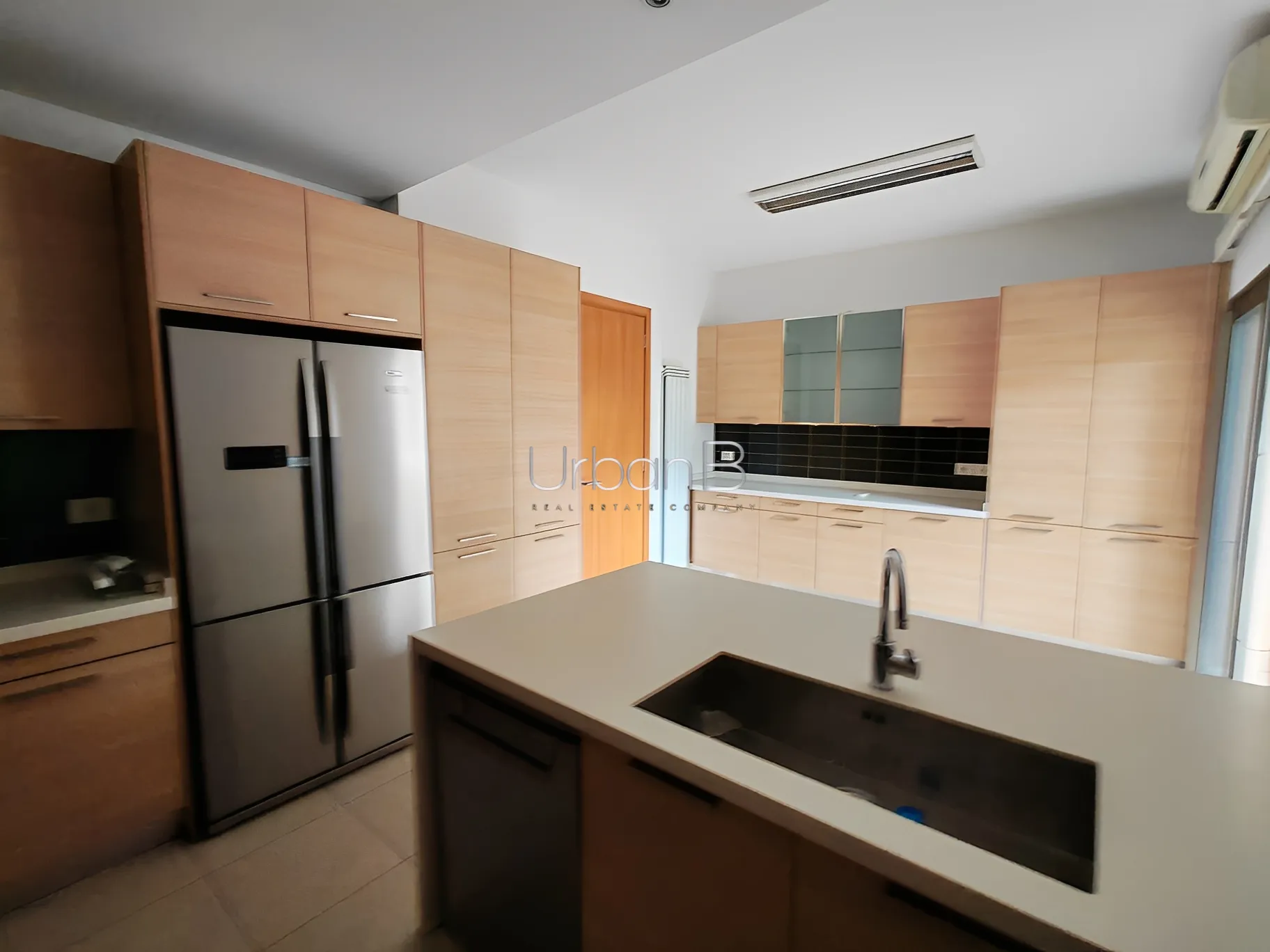 Apartment for Rent in Mar Meter, Achrafieh, Beirut
