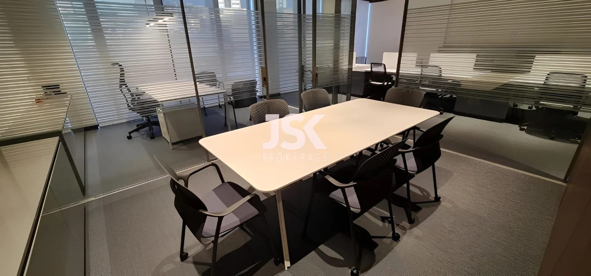 Office for rent in Dbayeh