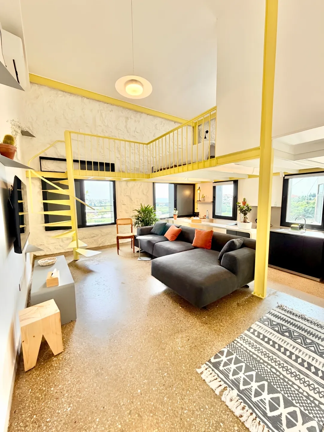 Loft for rent in Batroun