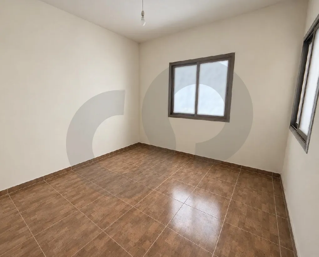 Building for Sale in Tariq El Jdideh