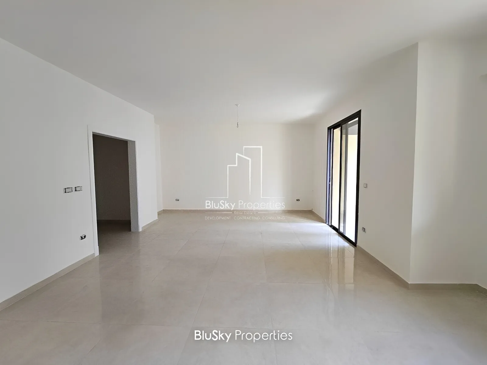 Apartment for Sale in Mar Roukoz - 3 bed, 4 bath