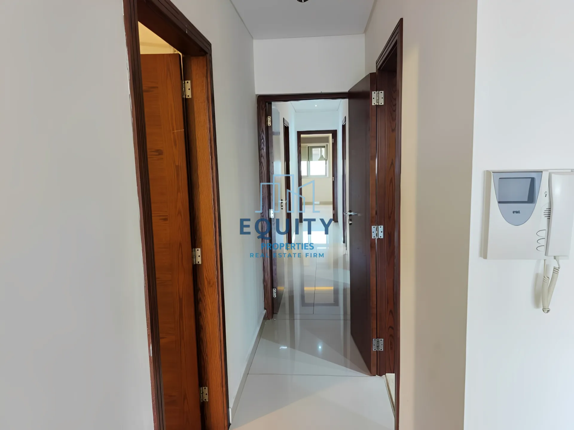 Apartment for Sale in Jdeideh - 3 bed, 4 bath