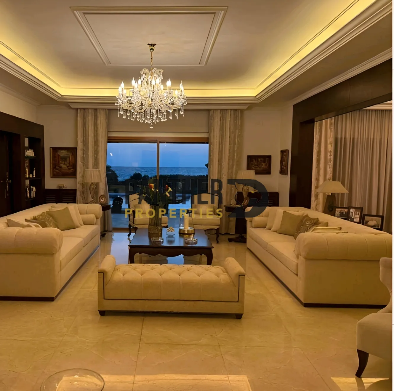 Villa for sale in Anfeh