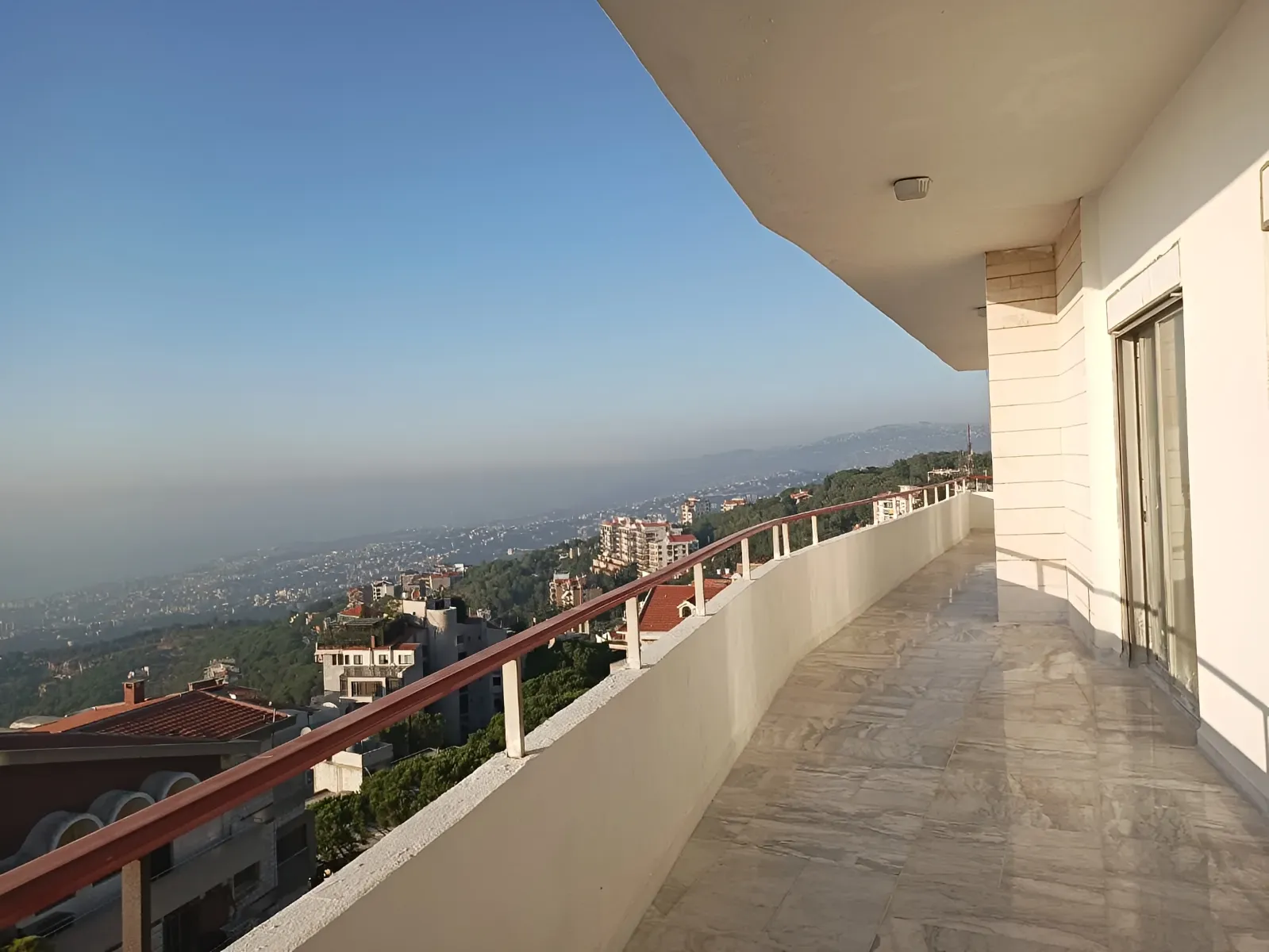 Apartment for Sale in Ajaltoun