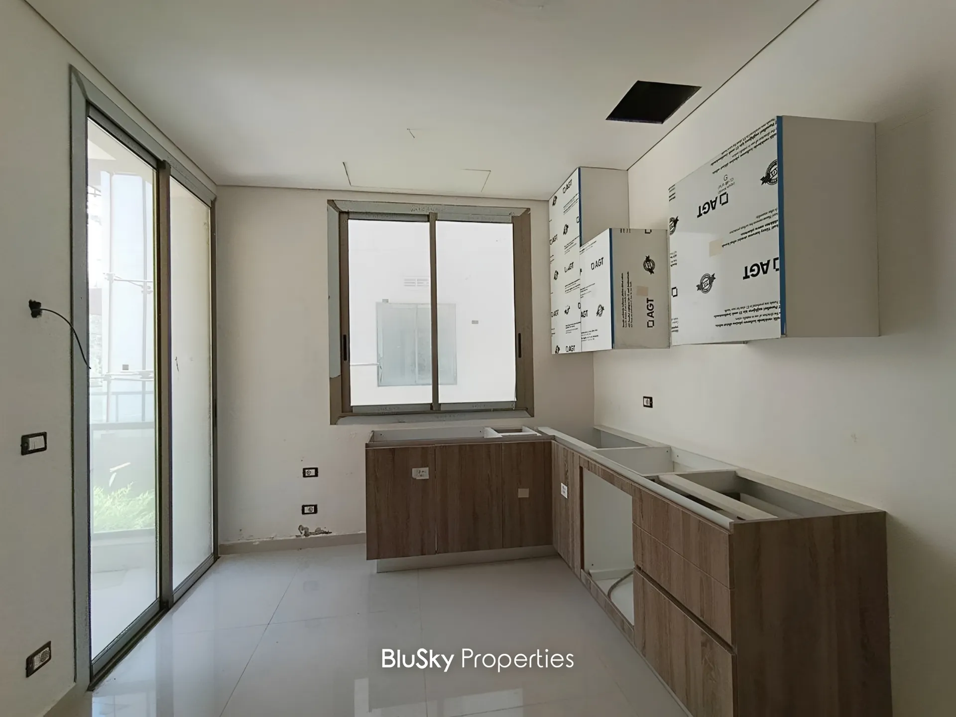 Apartment for sale in Adma w dafnah, lebanon - 3 bed, 3.0 bath