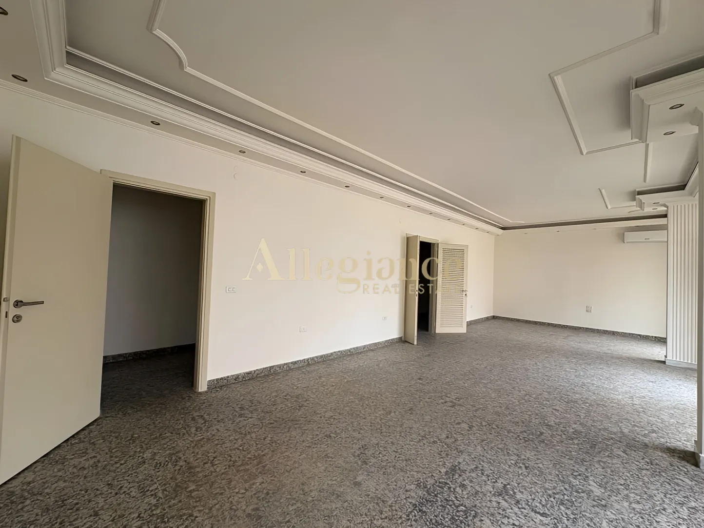 Apartment for sale in Hamra