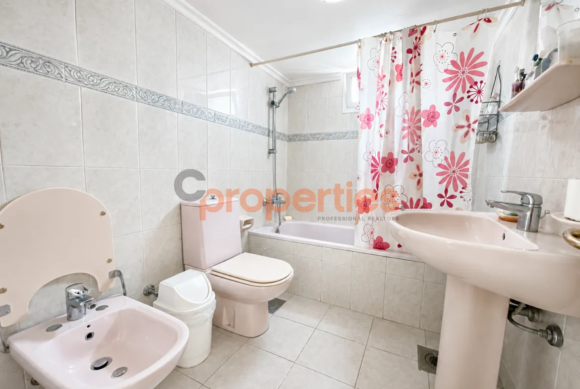 Apartment for Sale in Naqqache