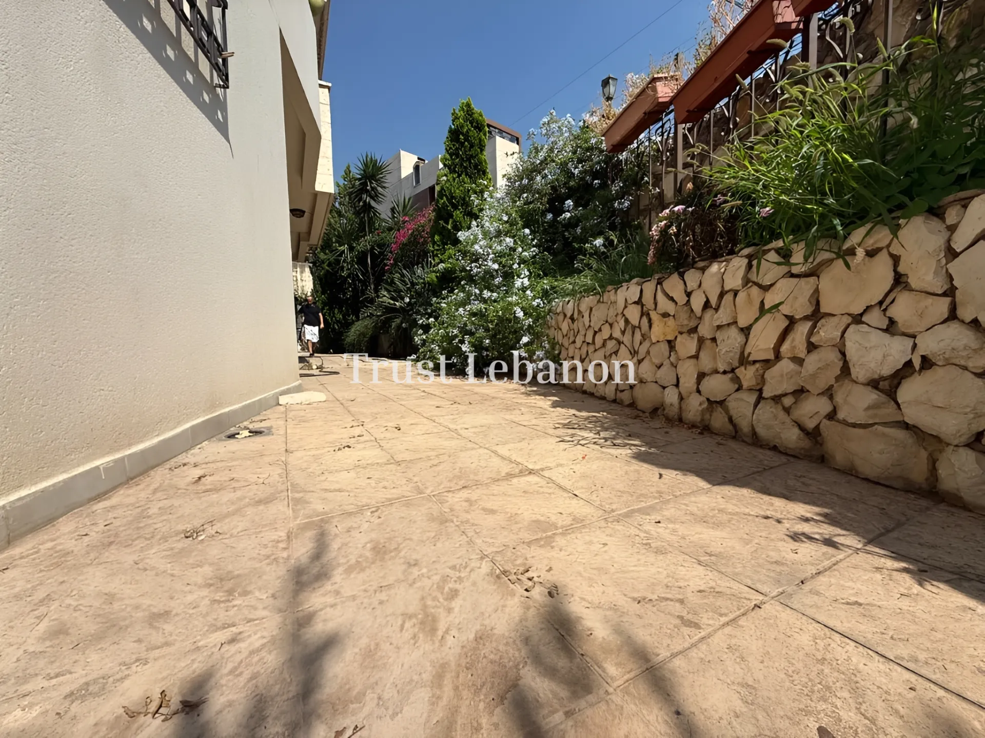 Apartment for rent in Beit Meri, Lebanon