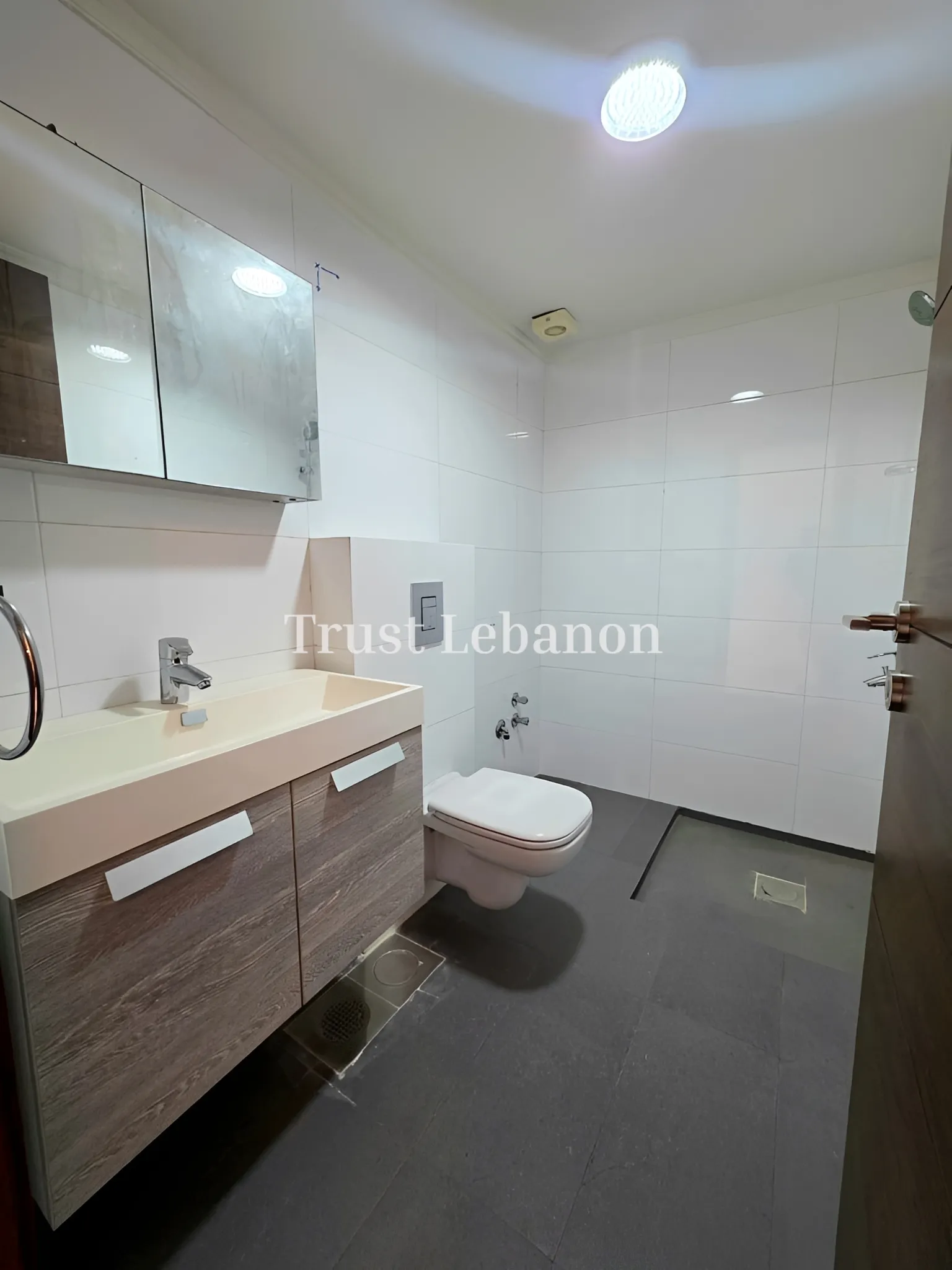 Duplex for sale in Kfar Hbab, Lebanon