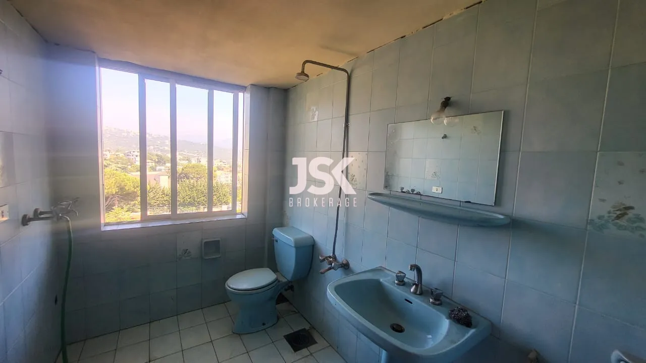 Apartment for Sale in Ajaltoun