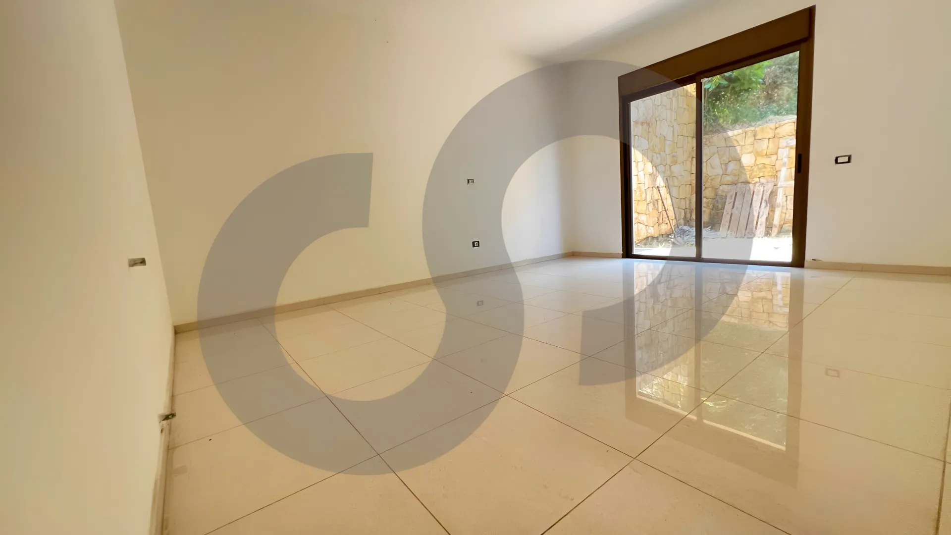 Apartment for Sale in Mtaileb