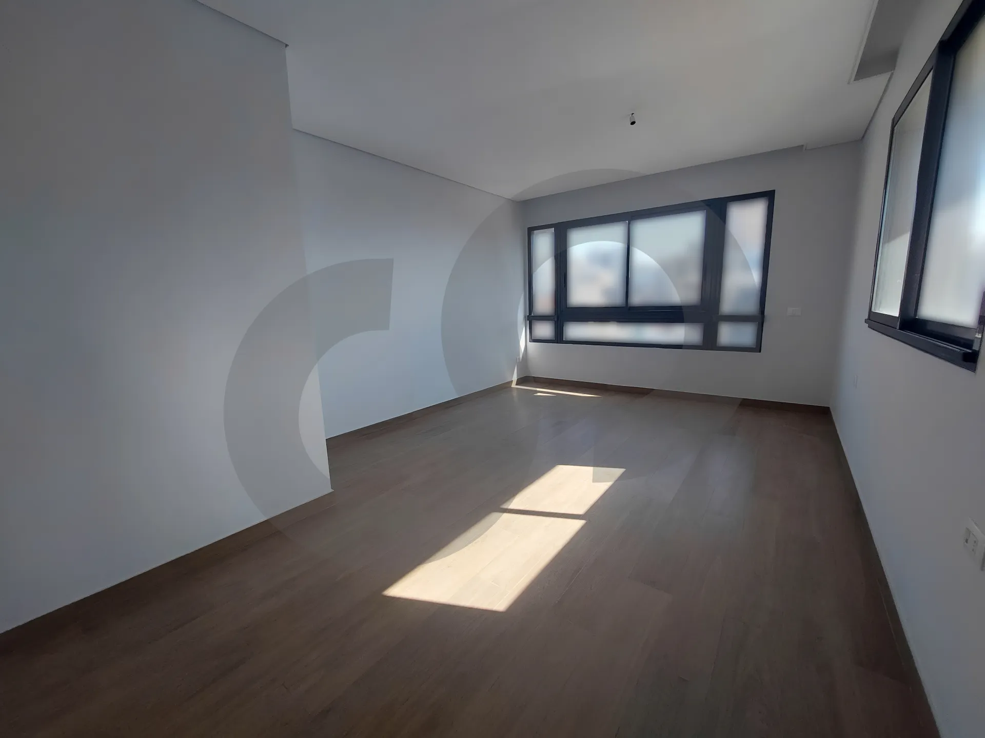 Apartment for Sale in Ras