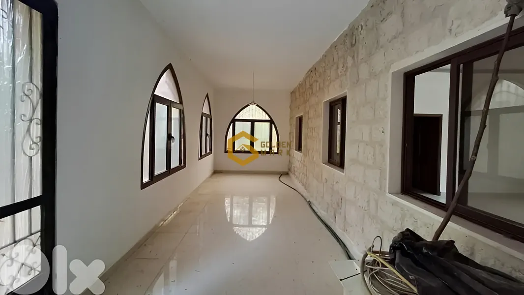 Villa for Sale in Seraal