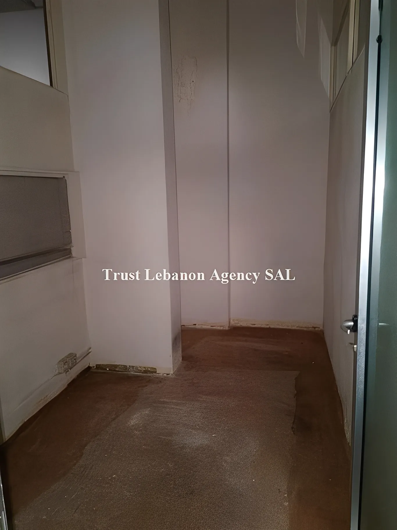 Commercial Property For Rent in Beirut, Badaro